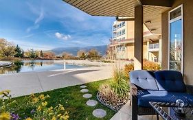 Tranquil Waterfront Condo